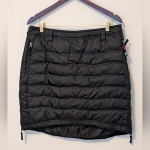 SKHOOP Black XL Down Mini Skirt - Ethically Sourced Insulated Puffer Skirt